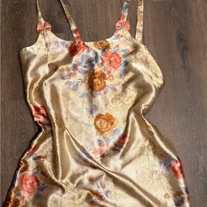 Vintage Santee floral lingerie floral soft color nightgown size L
